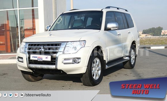 Acheter Import Voiture Mitsubishi Pajero Blanc à Import - Dubai, Diana Acheter Import Voiture Mitsubishi Pajero Blanc à Import - Dubai, Diana