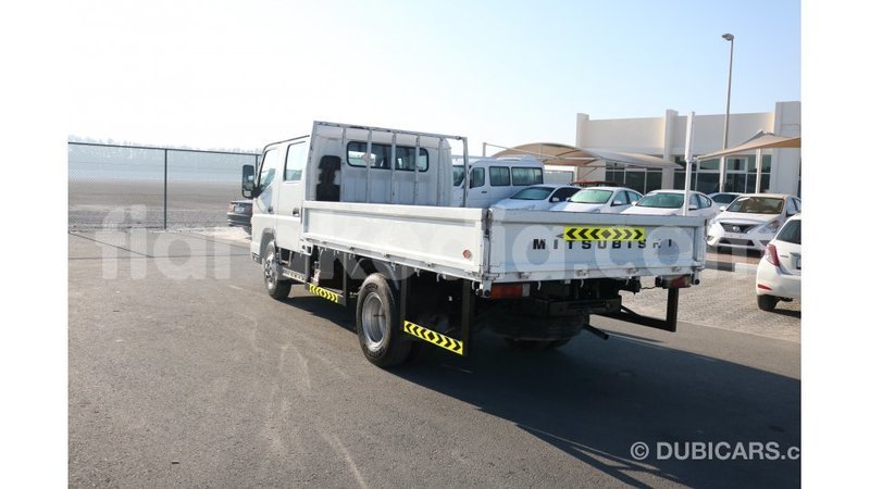 Big with watermark mitsubishi carisma diana import dubai 4773