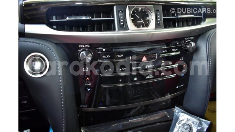 Big with watermark lexus lx diana import dubai 4774