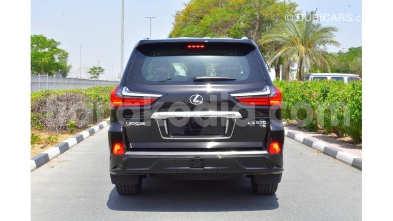 Big with watermark lexus lx diana import dubai 4774