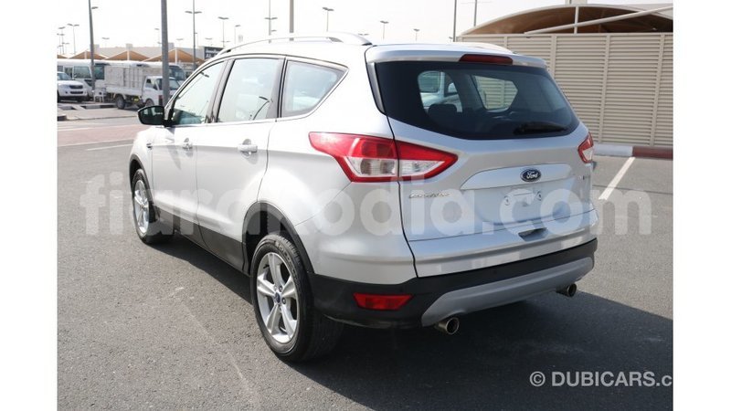 Big with watermark ford escape diana import dubai 4779