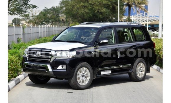 Acheter Import Voiture Toyota Land Cruiser Noir à Import - Dubai, Diana Acheter Import Voiture Toyota Land Cruiser Noir à Import - Dubai, Diana