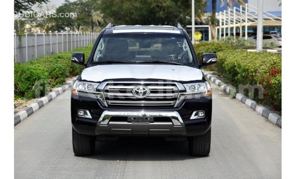 Acheter Import Voiture Toyota Land Cruiser Noir à Import - Dubai, Diana Acheter Import Voiture Toyota Land Cruiser Noir à Import - Dubai, Diana