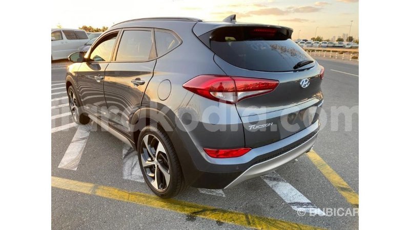 Big with watermark hyundai tucson diana import dubai 4793