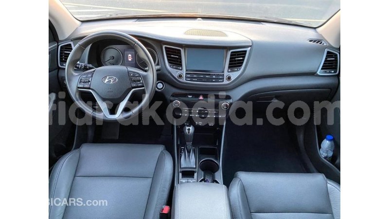 Big with watermark hyundai tucson diana import dubai 4793