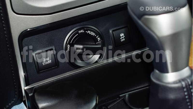 Big with watermark toyota prado diana import dubai 4794