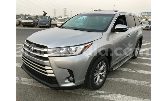 Hividy Toyota Highlander Hafa Car in Import - Dubai in Diana Hividy Toyota Highlander Hafa Car in Import - Dubai in Diana
