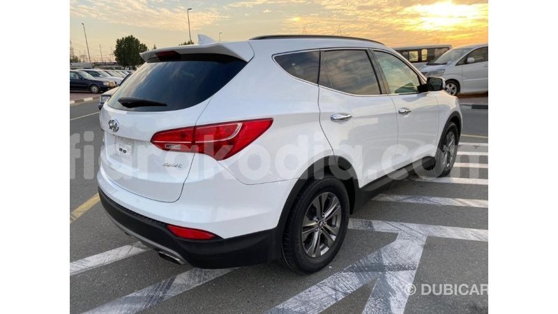 Big with watermark hyundai santa fe diana import dubai 4800