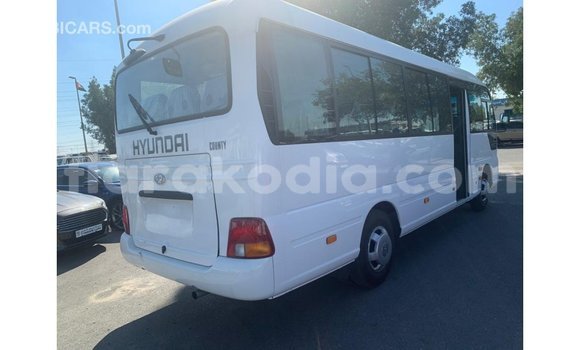 Hividy Hyundai Accent fotsy Car in Import - Dubai in Diana Hividy Hyundai Accent fotsy Car in Import - Dubai in Diana