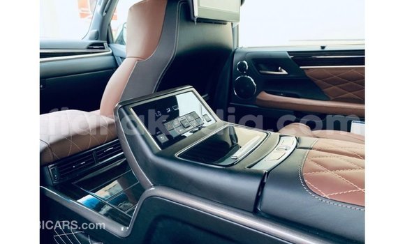 Acheter Import Voiture Lexus LX Noir à Import - Dubai, Diana Acheter Import Voiture Lexus LX Noir à Import - Dubai, Diana