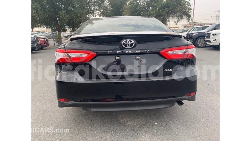 Big with watermark toyota camry diana import dubai 4815