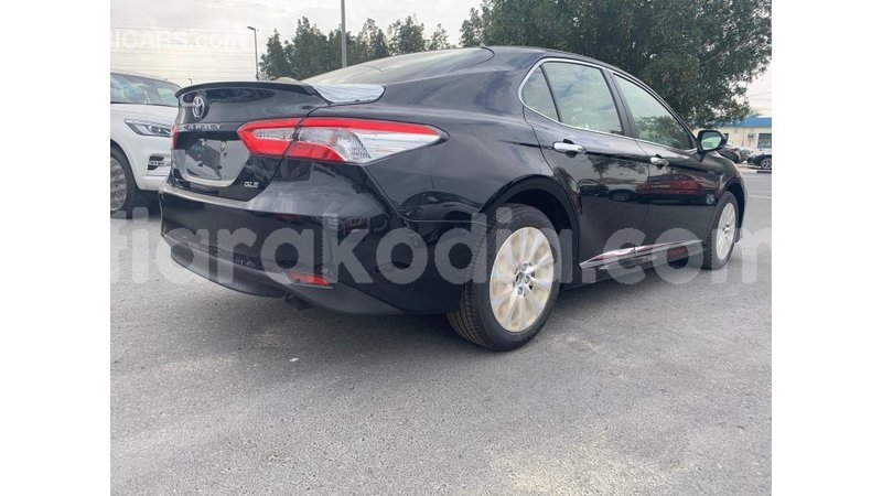 Big with watermark toyota camry diana import dubai 4815