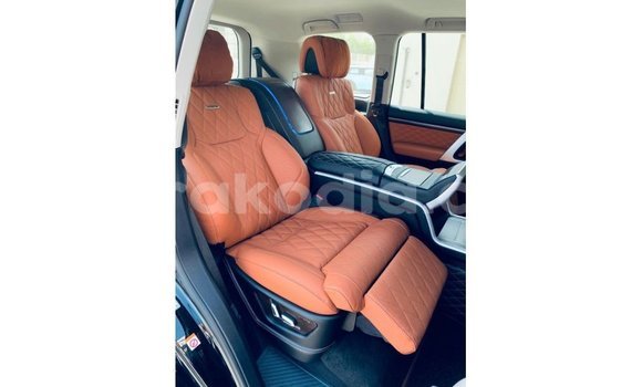 Acheter Import Voiture Toyota Land Cruiser Noir à Import - Dubai, Diana Acheter Import Voiture Toyota Land Cruiser Noir à Import - Dubai, Diana