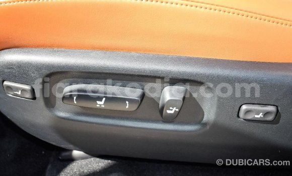 Acheter Import Voiture Lexus LX Blanc à Import - Dubai, Diana Acheter Import Voiture Lexus LX Blanc à Import - Dubai, Diana