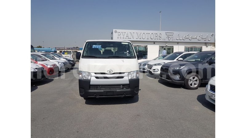 Big with watermark toyota da diana import dubai 4836