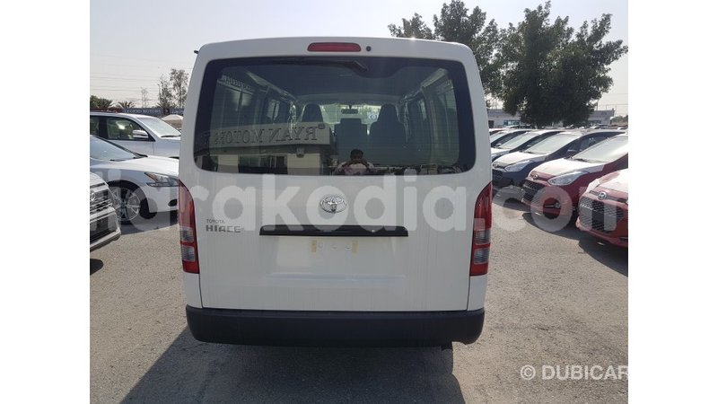 Big with watermark toyota da diana import dubai 4836