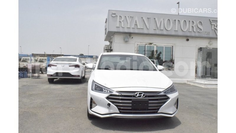 Big with watermark hyundai elantra diana import dubai 4844