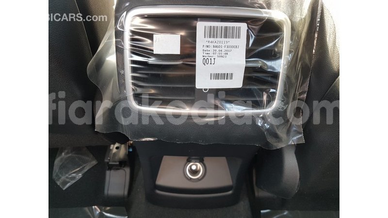 Big with watermark kia sportage diana import dubai 4846