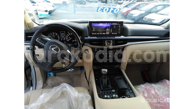 Big with watermark lexus lx diana import dubai 4847