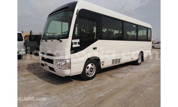 Hividy Toyota Coaster fotsy Car in Import - Dubai in Diana Hividy Toyota Coaster fotsy Car in Import - Dubai in Diana