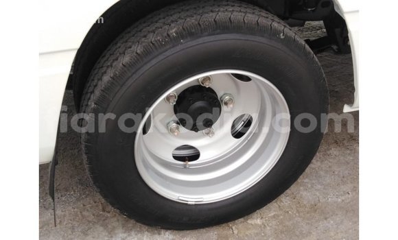 Hividy Toyota Coaster fotsy Car in Import - Dubai in Diana Hividy Toyota Coaster fotsy Car in Import - Dubai in Diana