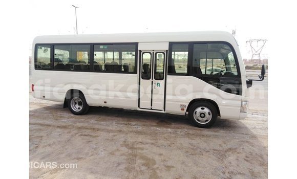 Hividy Toyota Coaster fotsy Car in Import - Dubai in Diana Hividy Toyota Coaster fotsy Car in Import - Dubai in Diana