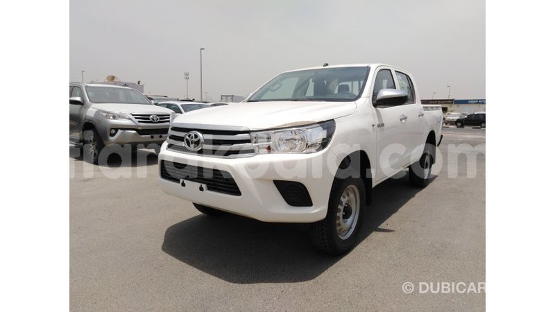 Big with watermark toyota hilux diana import dubai 4853