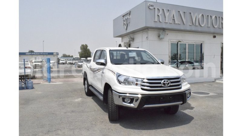 Big with watermark toyota hilux diana import dubai 4858