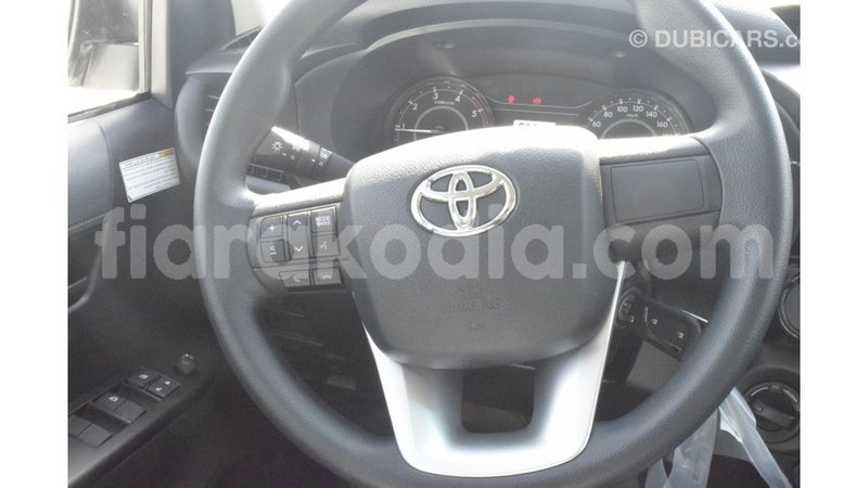 Big with watermark toyota hilux diana import dubai 4859