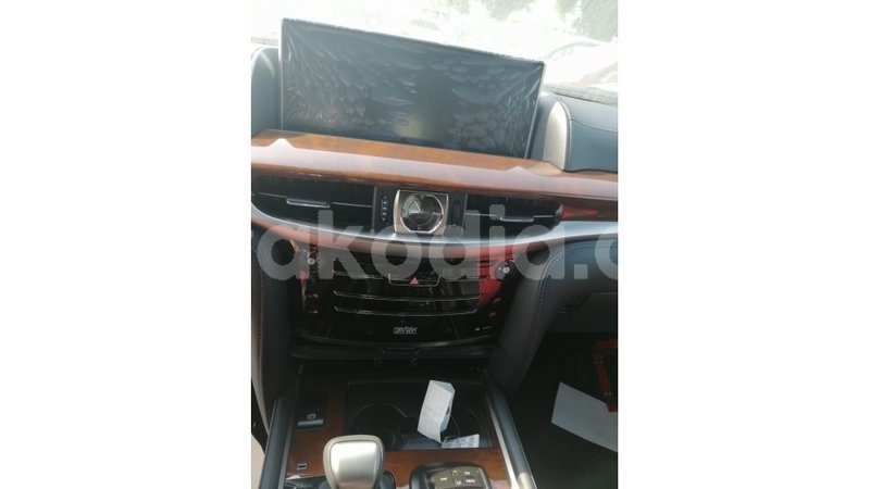 Big with watermark lexus lx diana import dubai 4864