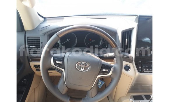 Hividy Toyota Land Cruiser Hafa Car in Import - Dubai in Diana Hividy Toyota Land Cruiser Hafa Car in Import - Dubai in Diana