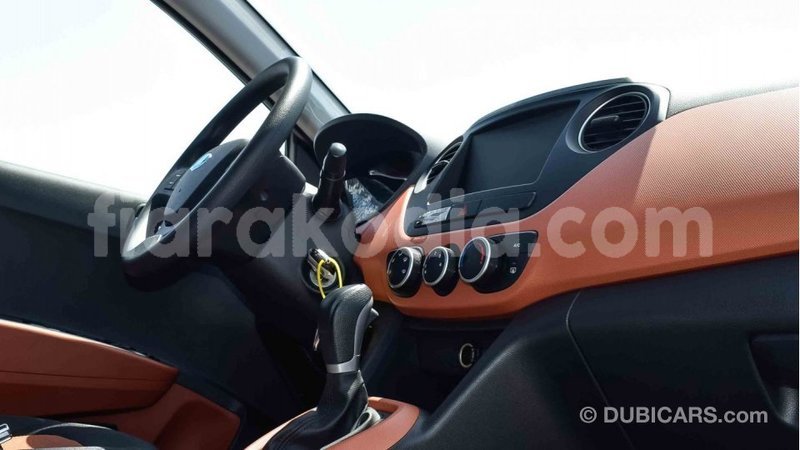Big with watermark hyundai i10 diana import dubai 4882
