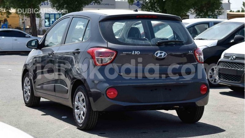 Big with watermark hyundai i10 diana import dubai 4882