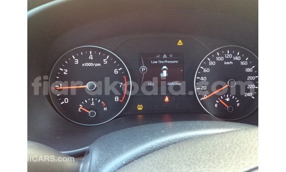 Acheter Import Voiture Kia Sportage Bleu à Import - Dubai, Diana Acheter Import Voiture Kia Sportage Bleu à Import - Dubai, Diana