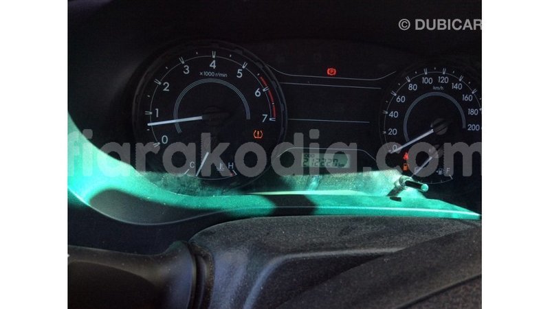 Big with watermark toyota hilux diana import dubai 4887