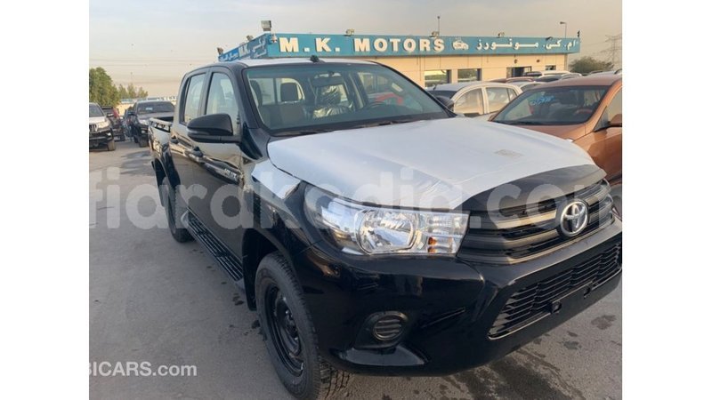 Big with watermark toyota hilux diana import dubai 4890