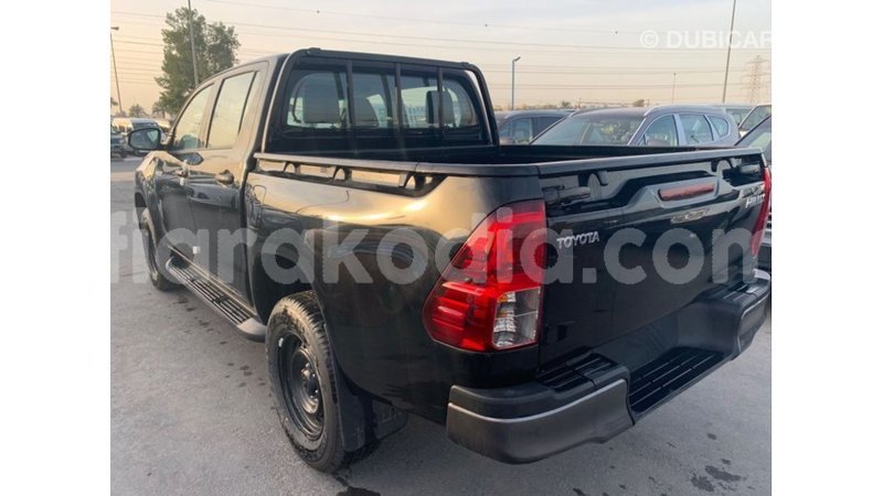 Big with watermark toyota hilux diana import dubai 4890