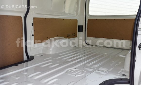 Hividy Toyota Hiace fotsy Car in Import - Dubai in Diana Hividy Toyota Hiace fotsy Car in Import - Dubai in Diana