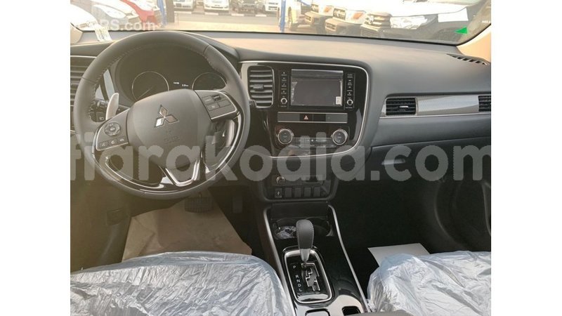 Big with watermark mitsubishi outlander diana import dubai 4897