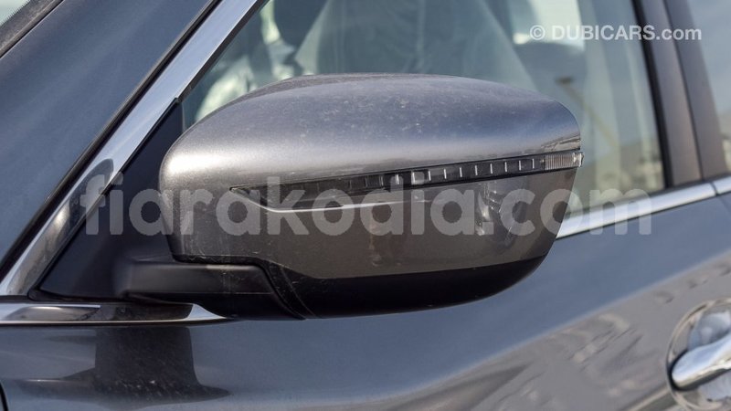 Big with watermark nissan 350z diana import dubai 4898