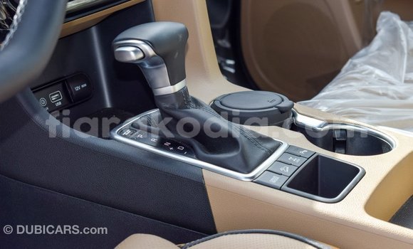 Hividy Kia Sportage Hafa Car in Import - Dubai in Diana Hividy Kia Sportage Hafa Car in Import - Dubai in Diana