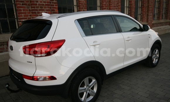 Acheter Occasion Voiture Kia Sportage Blanc à Antananarivo, Analamanga