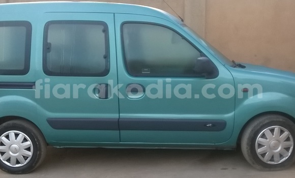 Acheter Occasion Voiture Renault Kangoo Vert à Antananarivo au Analamanga Acheter Occasion Voiture Renault Kangoo Vert à Antananarivo au Analamanga