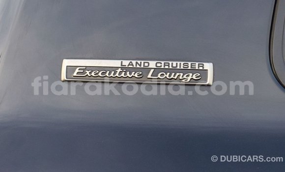 Acheter Import Voiture Toyota Land Cruiser Noir à Import - Dubai, Diana Acheter Import Voiture Toyota Land Cruiser Noir à Import - Dubai, Diana