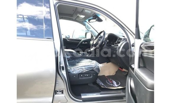 Acheter Import Voiture Lexus LX Autre à Import - Dubai, Diana Acheter Import Voiture Lexus LX Autre à Import - Dubai, Diana