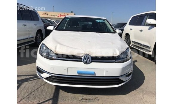 Acheter Import Voiture Volkswagen Golf Blanc à Import - Dubai, Diana Acheter Import Voiture Volkswagen Golf Blanc à Import - Dubai, Diana