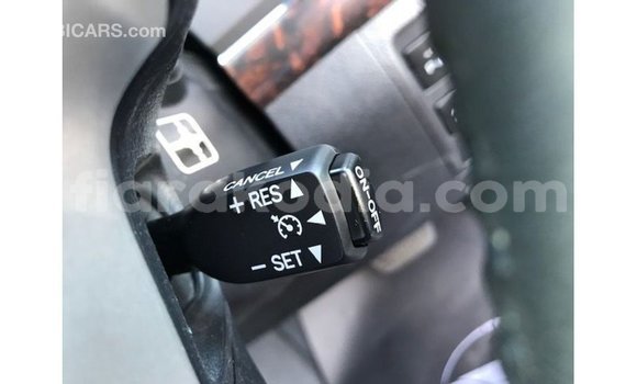 Acheter Import Voiture Toyota Land Cruiser Noir à Import - Dubai, Diana Acheter Import Voiture Toyota Land Cruiser Noir à Import - Dubai, Diana