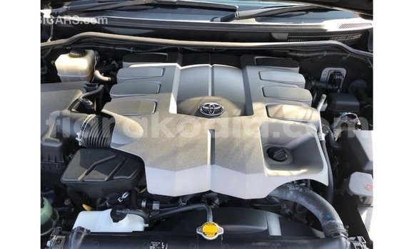 Acheter Import Voiture Toyota Land Cruiser Noir à Import - Dubai, Diana Acheter Import Voiture Toyota Land Cruiser Noir à Import - Dubai, Diana