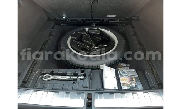 Acheter Import Voiture BMW X6 Bleu à Import - Dubai, Diana Acheter Import Voiture BMW X6 Bleu à Import - Dubai, Diana