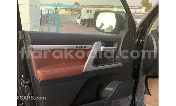 Buy Import Toyota Land Cruiser Black Car in Import - Dubai in Diana Buy Import Toyota Land Cruiser Black Car in Import - Dubai in Diana